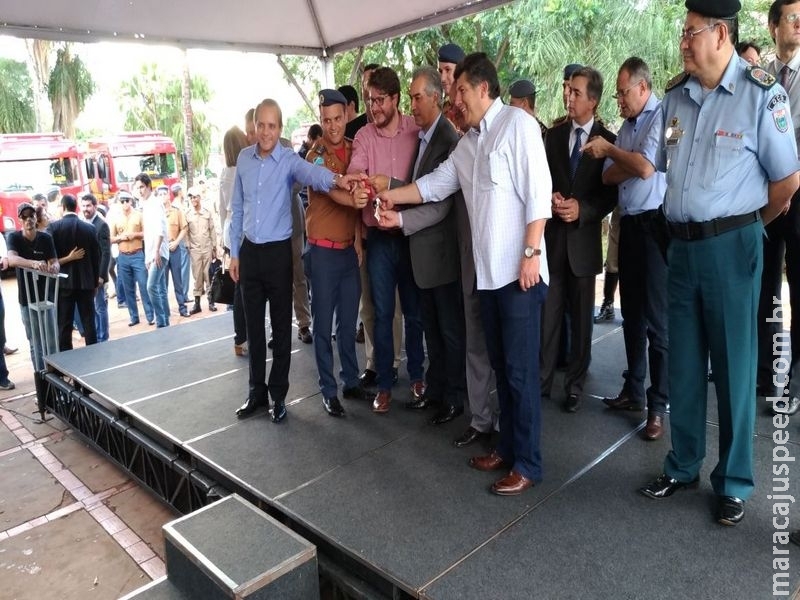Maracaju: Corpo de Bombeiros recebe nova viatura de resgate Maracaju: Corpo de Bombeiros recebe nova viatura de resgate