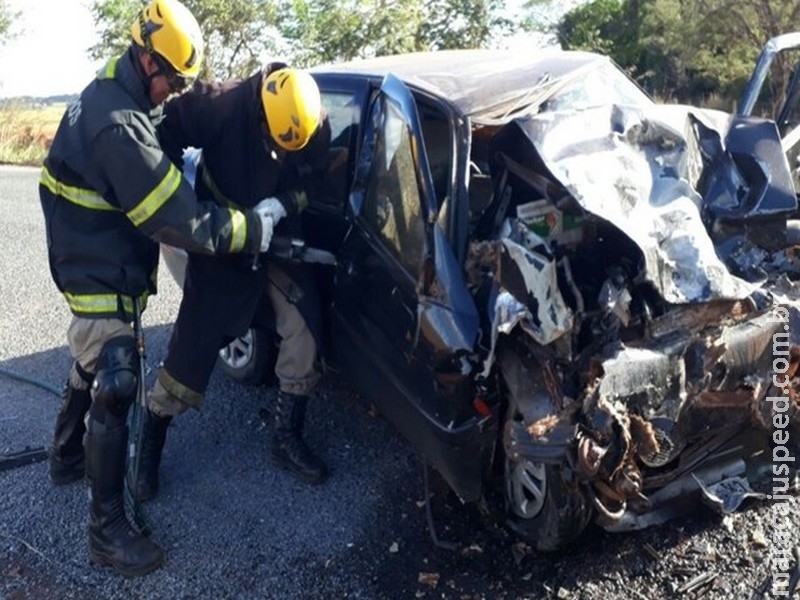 Acidente mata quatro pessoas e deixa outras duas feridas na GO-162