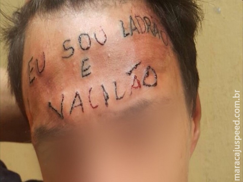 Adolescente tatuado na testa é internado em clínica particular de recuperação, diz advogado Adolescente tatuado na testa é internado em clínica particular de recuperação, diz advogado