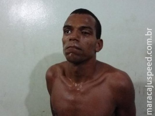 Bandido é preso ao invadir casa, tentar estuprar mulher e agredir idosa