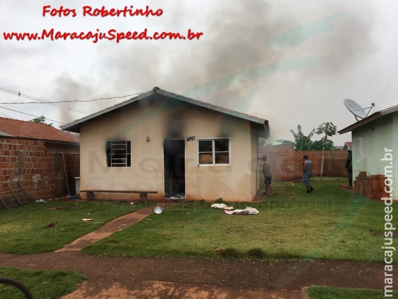 Maracaju: Casa é destruída em incêndio criminoso ocorrido no Conjunto Olídia Rocha