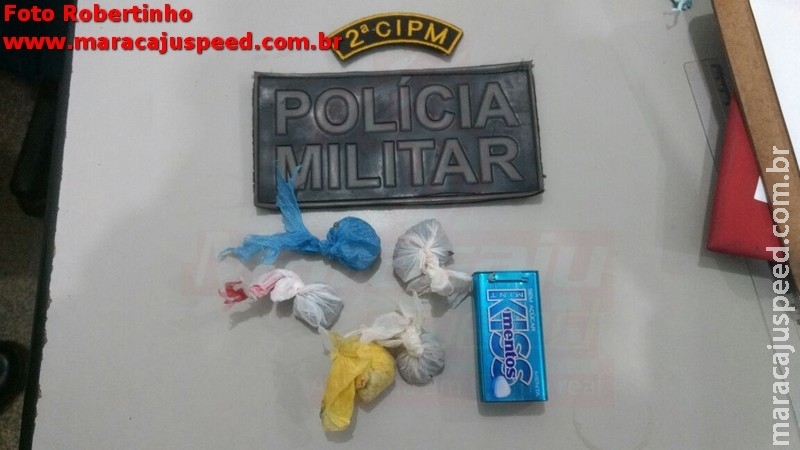 Maracaju: Homem é pego com trouxinha de maconha em bolso e denuncia “casa vermelha” que cultivava maconha na Vila Juquita