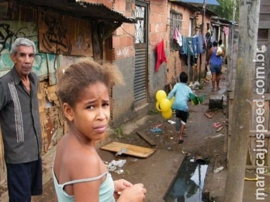 Negros são maioria entre população de menor renda no Brasil, alerta CEPAL Negros são maioria entre população de menor renda no Brasil, alerta CEPAL