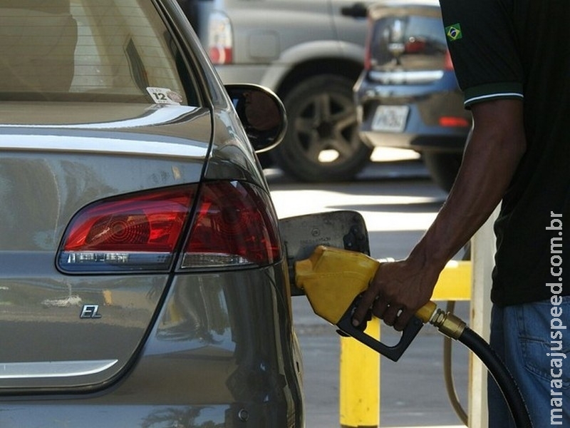 Petrobras poderá reajustar preços de combustível todo dia para recuperar mercado Petrobras poderá reajustar preços de combustível todo dia para recuperar mercado