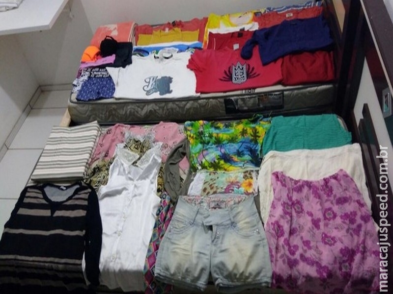 Presidiários doam roupas e alimentos para vítimas de enchentes em Pernambuco Presidiários doam roupas e alimentos para vítimas de enchentes em Pernambuco