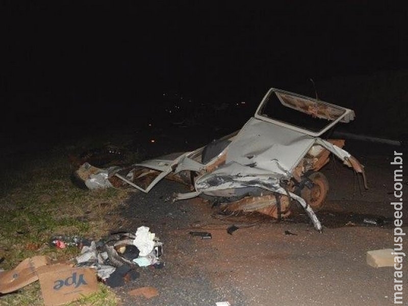 Quatro pessoas morrem em acidente entre Hilux e Parati na MS-436