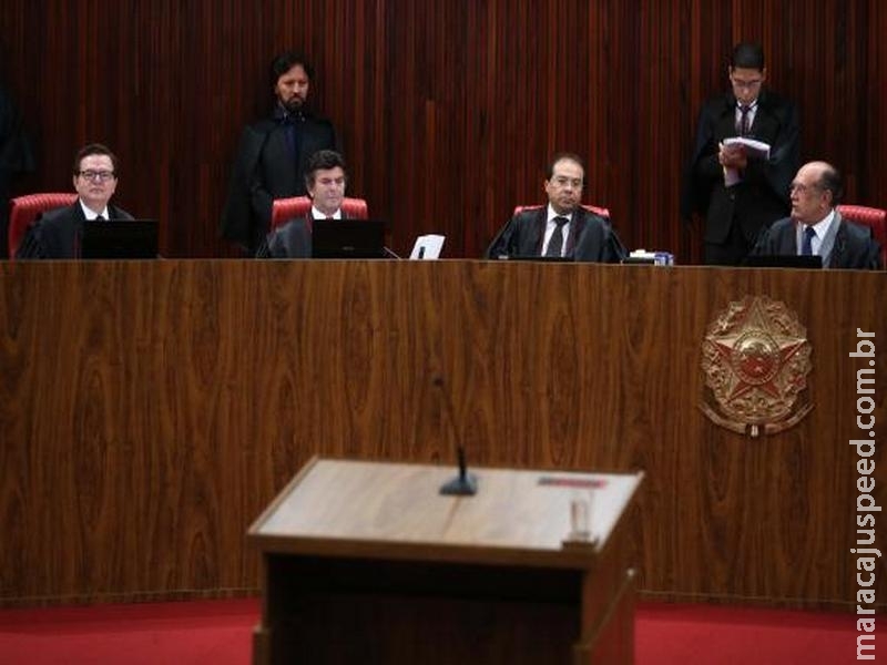 TSE rejeita mais uma questão preliminar; julgamento será retomado amanhã às 9h TSE rejeita mais uma questão preliminar; julgamento será retomado amanhã às 9h
