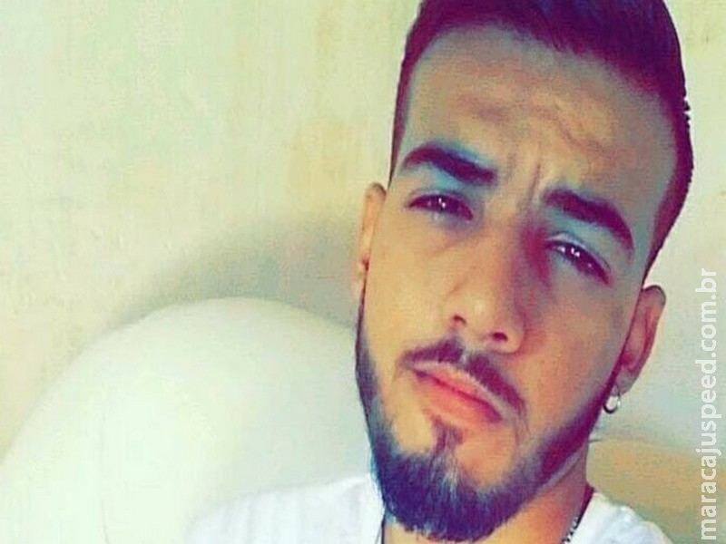 Corpo de jovem desaparecido é encontrado dentro de grota