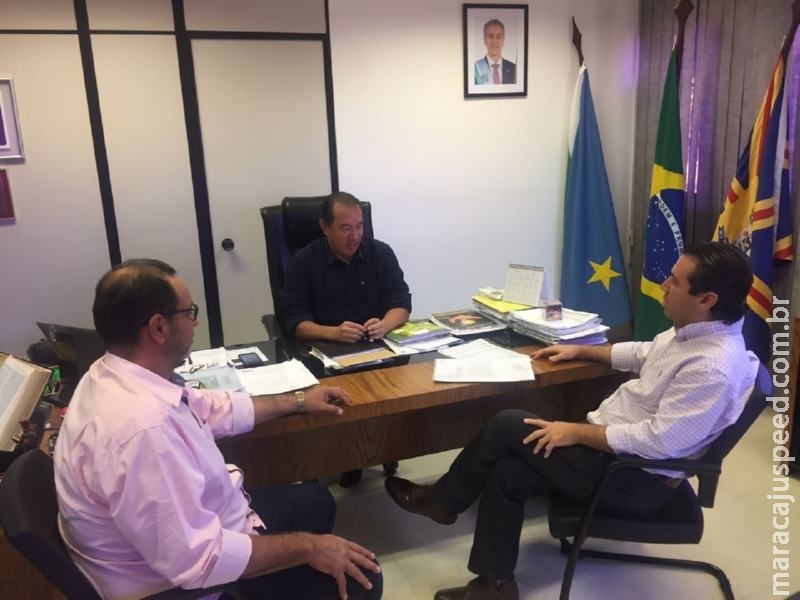 Cruzamentos em Maracaju poderão receber a implantação de semáforos Cruzamentos em Maracaju poderão receber a implantação de semáforos