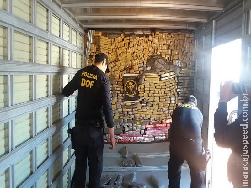 DOF prende dois homens com mais de uma tonelada de drogas na MS 164 DOF prende dois homens com mais de uma tonelada de drogas na MS 164