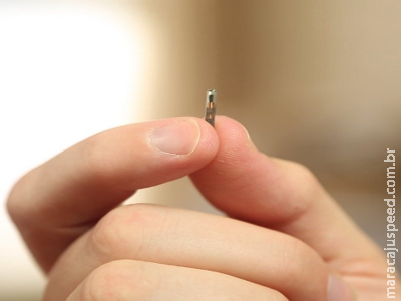 Empresa dos EUA implantará chips nos funcionários para agilizar tarefas Empresa dos EUA implantará chips nos funcionários para agilizar tarefas