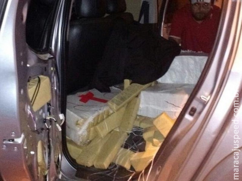 Traficante é preso com 1.320 kg de maconha após atropelar policiais