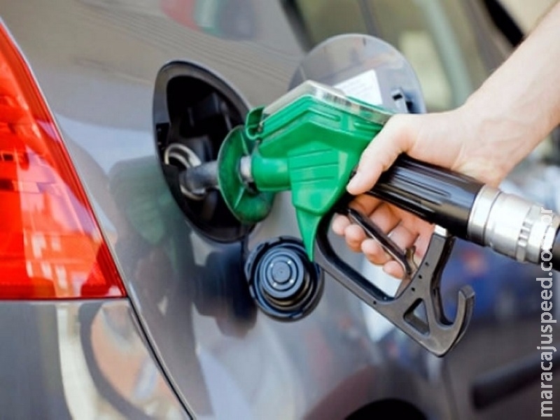 Valem desde ontem reajustes de preços da gasolina e diesel