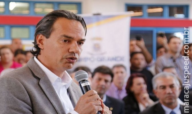 Dívidas fazem prefeitura ainda juntar recursos para o 13º, diz Marquinhos Dívidas fazem prefeitura ainda juntar recursos para o 13º, diz Marquinhos