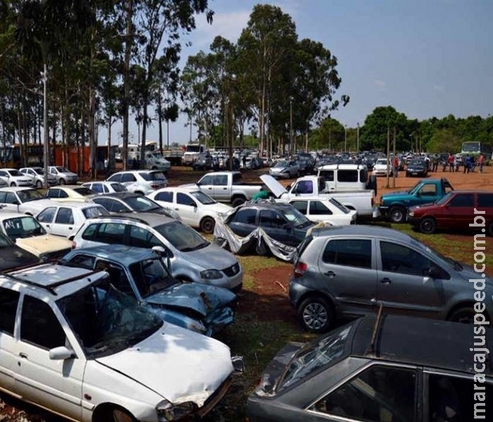 Dono de carro apreendido recebe multa e flagra 