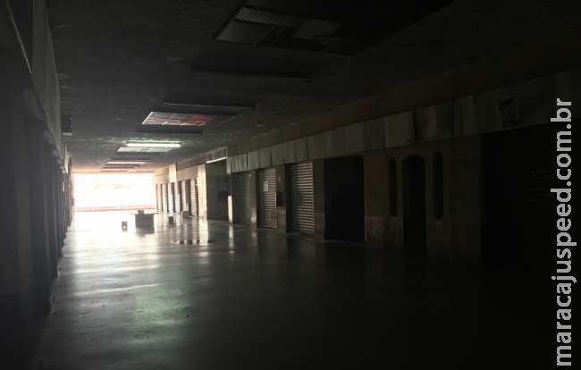 Jovem denuncia fotógrafo por assédio sexual durante ensaio na antiga rodoviária