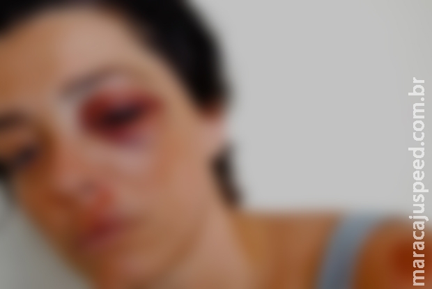 Marido é preso em flagrante por bater a cabeça da esposa contra parede