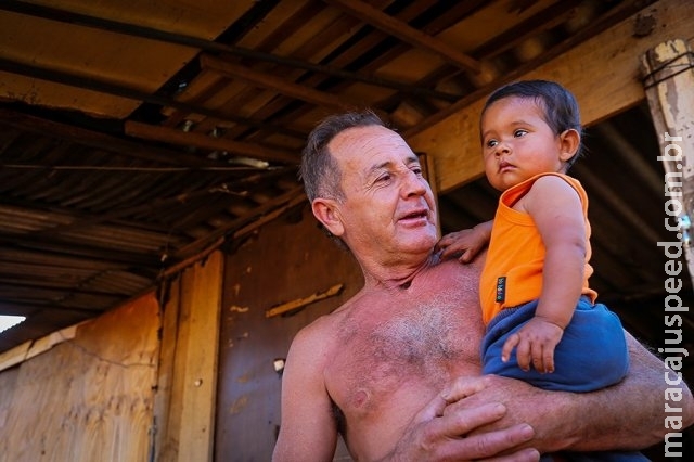 Pais de periferia: da vida difícil à busca de dias melhores para os filhos Pais de periferia: da vida difícil à busca de dias melhores para os filhos