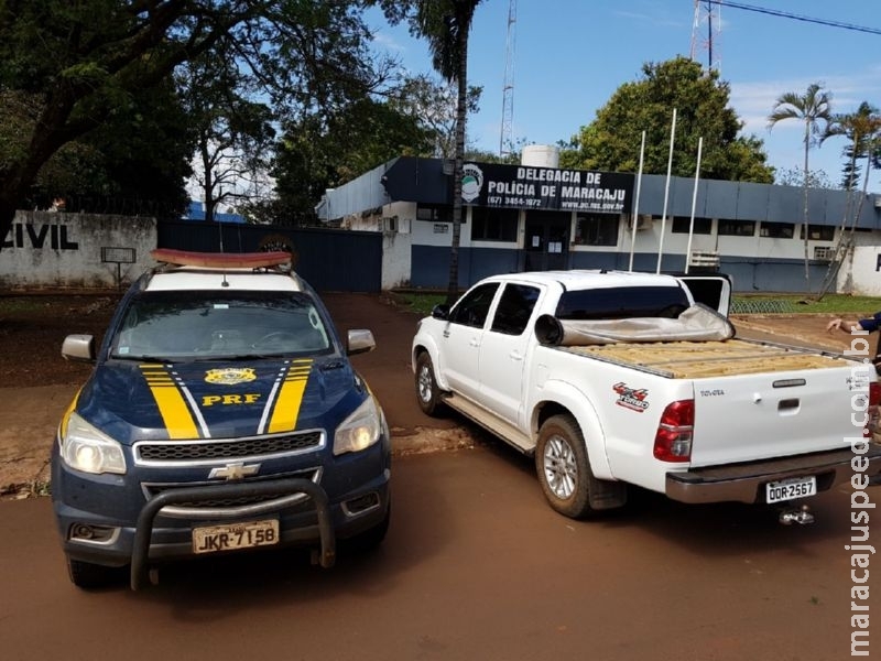 PRF apreende 1,6 t de maconha em caminhonete roubada na região de Maracaju PRF apreende 1,6 t de maconha em caminhonete roubada na região de Maracaju