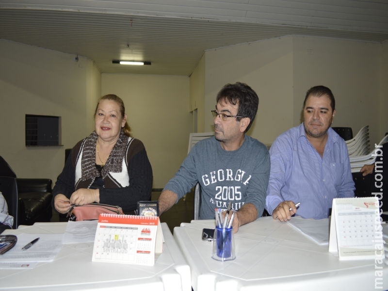 Servidores denunciam cúpula do judiciário federal de tentar criar carreiras exclusivas Servidores denunciam cúpula do judiciário federal de tentar criar carreiras exclusivas