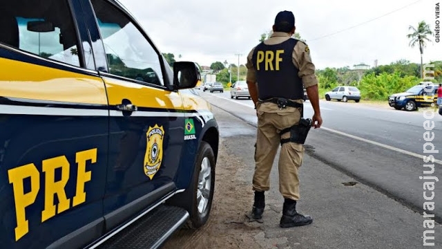 Sogro é preso após pegar carro roubado do genro para dar ‘rolê’