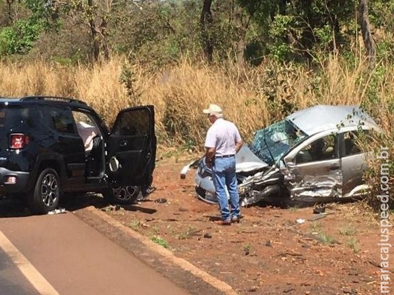 Acidente envolvendo três veículos deixa um morto na BR-163
