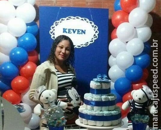 Após perder mulher no parto, pai de Keven pede ajuda para alimentar o filho Após perder mulher no parto, pai de Keven pede ajuda para alimentar o filho
