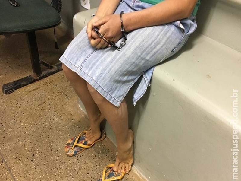 Mãe que tinha sido presa por torturar filho é solta