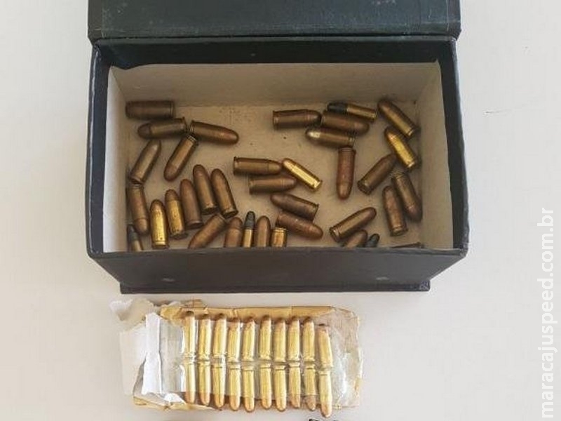 Operação da Corregedoria da PM cumpre mandados na casa de policial