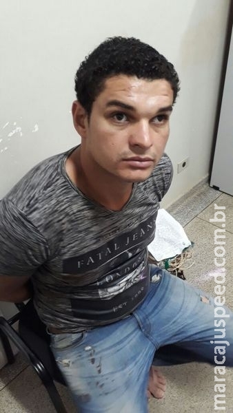 Suspeito ateou fogo em veículos no presídio por não conseguir furtar