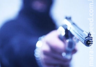 Bandidos rendem funcionário de casa lotérica e roubam R$ 34 mil