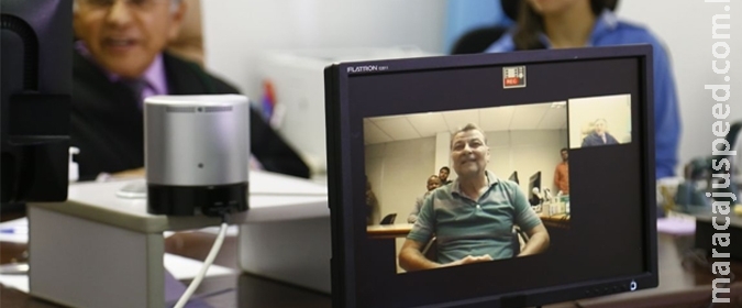 Bate-volta para comprar casaco: Cesare Battisti tem prisão preventiva decretada Bate-volta para comprar casaco: Cesare Battisti tem prisão preventiva decretada