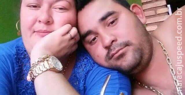 Juiz é suspeito de favorecer casal que obrigou menina a tomar soda cáustica Juiz é suspeito de favorecer casal que obrigou menina a tomar soda cáustica