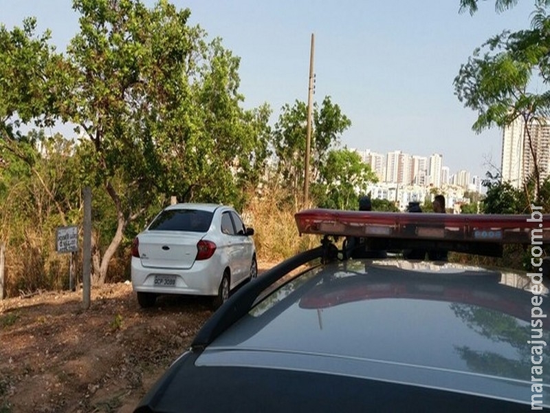 Motorista é baleado e tem carro roubado em assalto