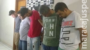Polícia prende 41 pessoas em ação que mirou traficantes pela ostentação Polícia prende 41 pessoas em ação que mirou traficantes pela ostentação
