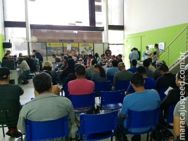 Quatro meses após impasse, Casa do Trabalhador normaliza o atendimento Quatro meses após impasse, Casa do Trabalhador normaliza o atendimento