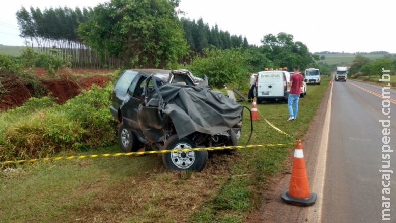 Segurança morre em colisão entre caminhonete e carreta na BR-163