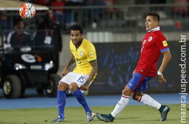 Seleção se despede das Eliminatórias em clima de festa e rivais vivem drama