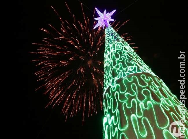Após anos de crise, prefeitura promete iluminar Campo Grande para o Natal Após anos de crise, prefeitura promete iluminar Campo Grande para o Natal