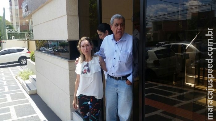 Após reunião com Após reunião com
