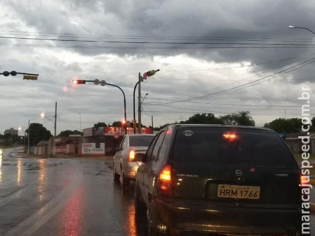 Chove em ao menos 4 cidades e Inmet alerta para risco de tempestade em MS Chove em ao menos 4 cidades e Inmet alerta para risco de tempestade em MS