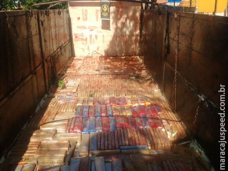 DOF apreende caminhão com mais de uma tonelada de Maconha DOF apreende caminhão com mais de uma tonelada de Maconha