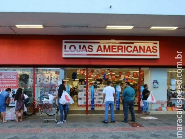 Em dia de Black Friday, consumidores enfrentam 4 horas de fila para pagar Em dia de Black Friday, consumidores enfrentam 4 horas de fila para pagar