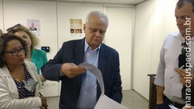 Governo propõe alíquotas maiores para diminuir rombo na previdência Governo propõe alíquotas maiores para diminuir rombo na previdência