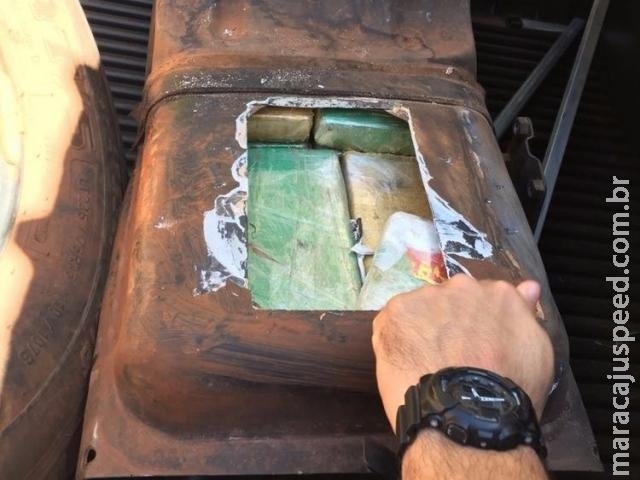 Homem é preso com 25 quilos de cocaína escondidos em tanque de S10 Homem é preso com 25 quilos de cocaína escondidos em tanque de S10