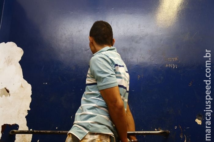 Suspeito de matar ex com 6 tiros é preso depois de tentar usar nome falso Suspeito de matar ex com 6 tiros é preso depois de tentar usar nome falso