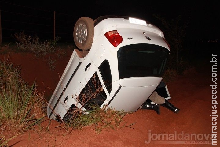 Após discutir com esposa, motorista capota carro comprado dois dias antes