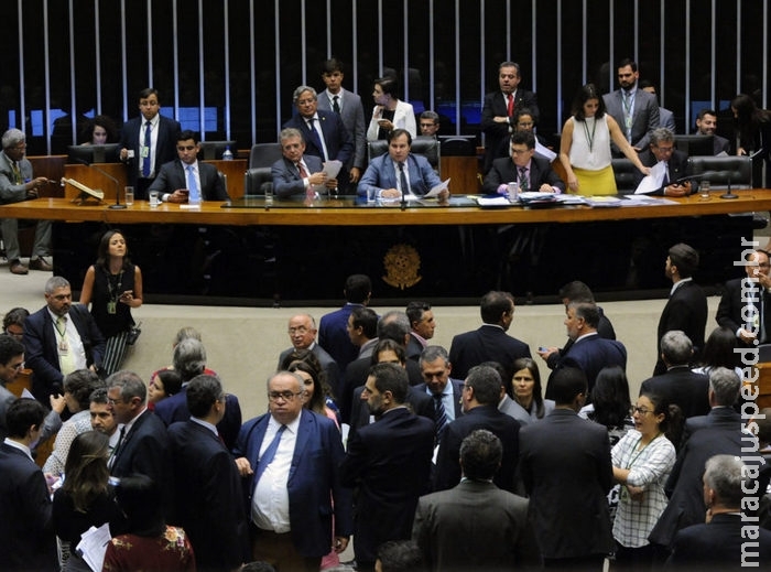 Câmara aprova parcelamento de dívidas de produtores rurais Câmara aprova parcelamento de dívidas de produtores rurais