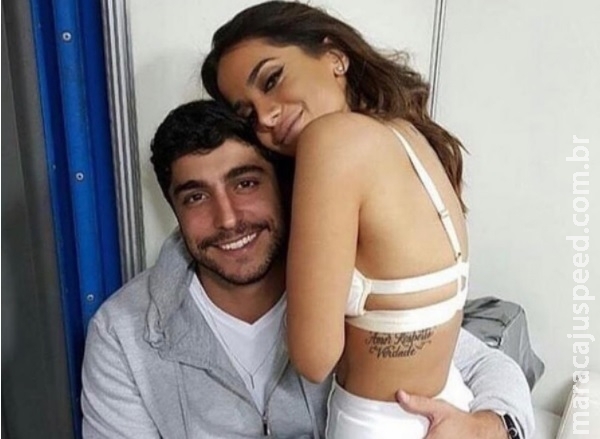 Foto inédita de casamento de Anitta com Thiago Magalhães é revelada