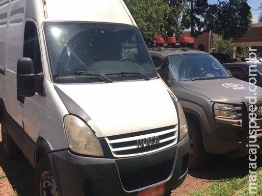 Homem é preso em MS com veículo furtado em SP